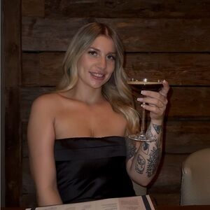 Meet your Posher, Lily